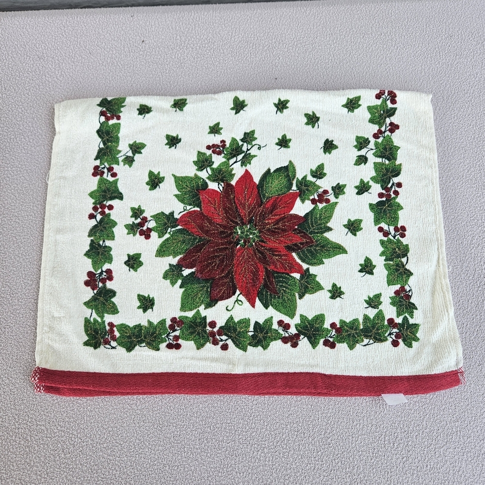 Vintage Royal Terry Dish Kitchen Towel White Poinsette Christmas Red Cotton